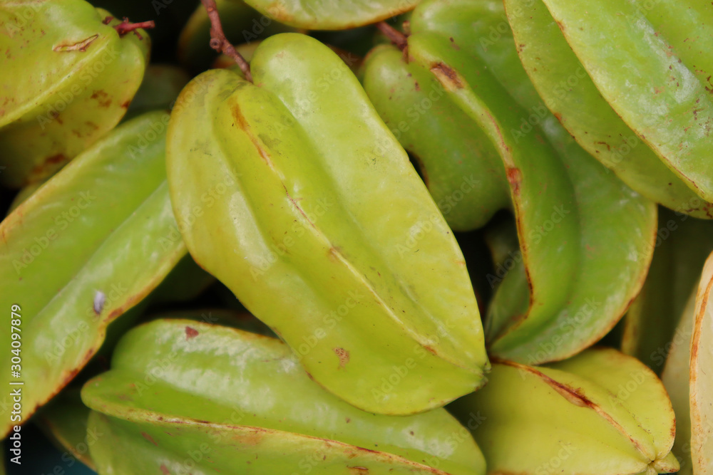green star fruit in Indian market green star fruit in Indian market
