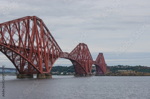 The Forth railyway bridge in North Queensferry 