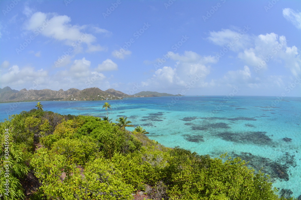 Beautiful view to San Andres Sea from the top of Crangrejo Island Beautiful view to San Andres Sea from the top of Crangrejo Island