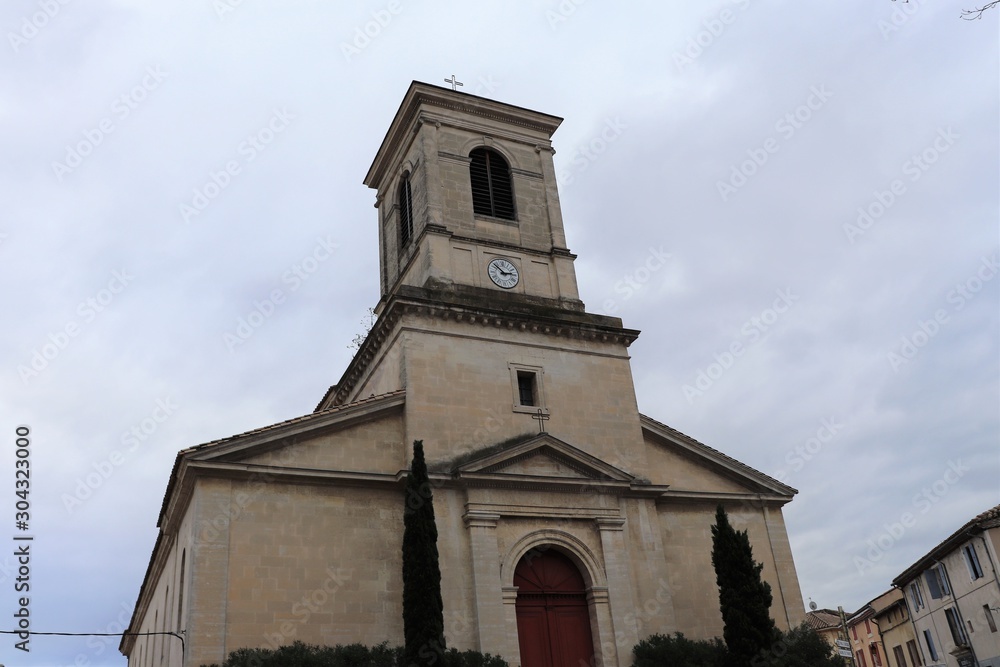 Eglise Saint Bach dans le village de Suze La Rousse - Département de la Drôme - France - Eglise construite en 1848