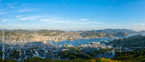 Tableau sur toile View of Nagasaki City from Mount Inasa (Inasayama)