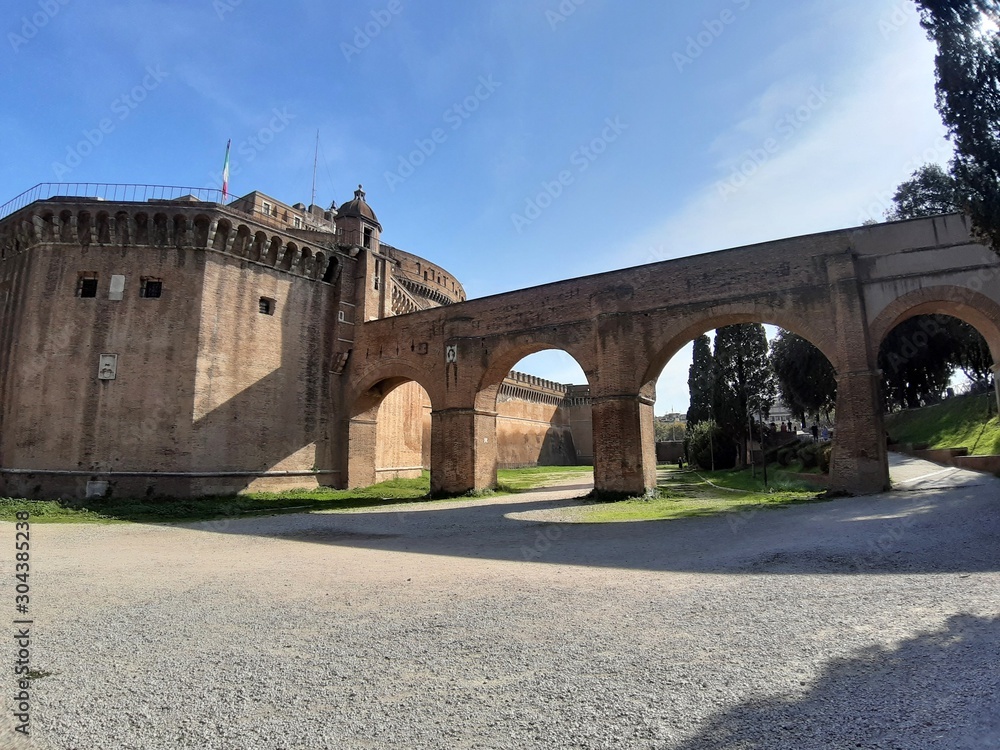 Roma - Passetto di Borgo dal parco