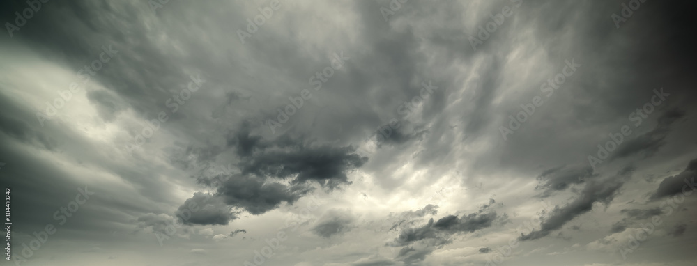 Obraz premium Dramatic sky in Tuscany