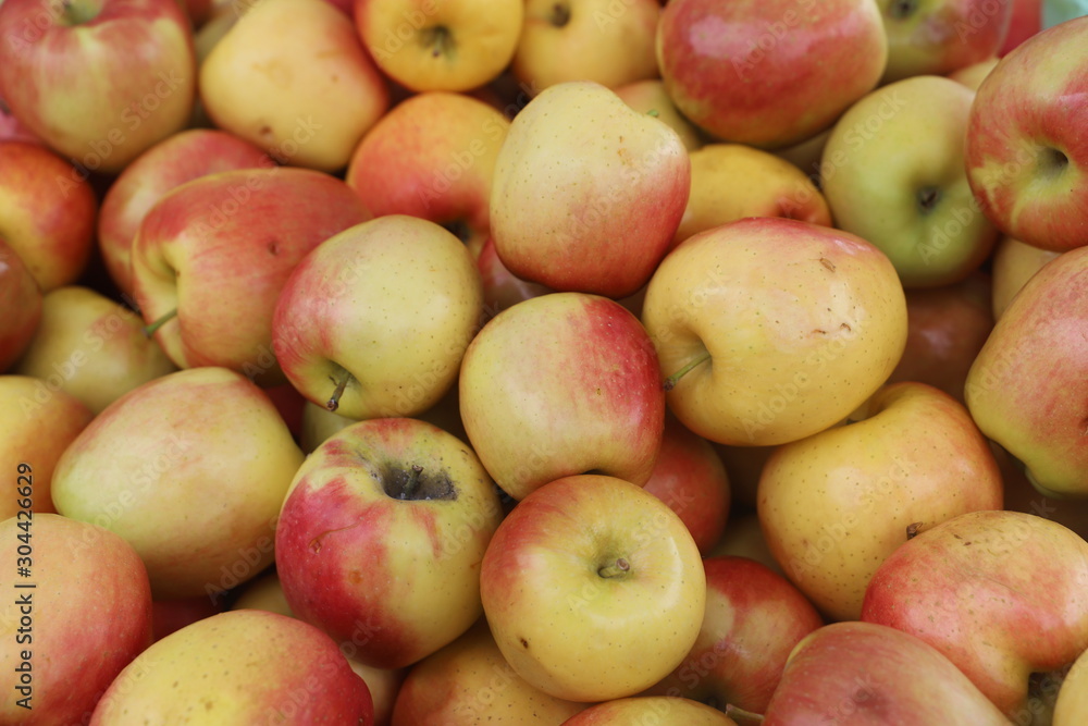closeup of apples exposed to the market closeup of apples exposed to the market