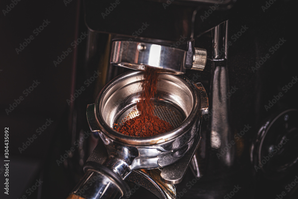 © Grafvision - Coffee grinder grinding © Grafvision - Coffee grinder grinding