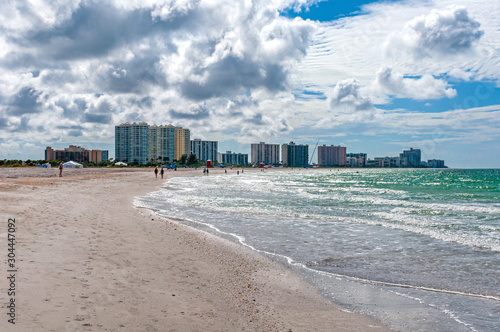 Panoramic view of the Bell Air skyline and beach, on a sunny and cloudy morning. Bell Air Beach, Florida, USA © alanfalcony