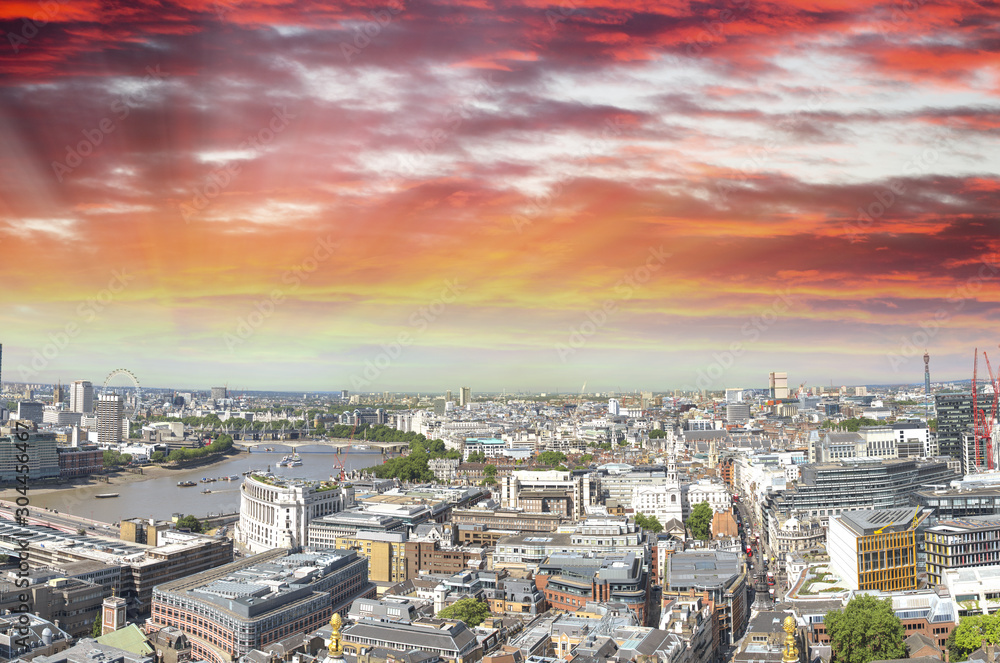 Amazing panoramic aerial view of London at sunset, United Kingdom