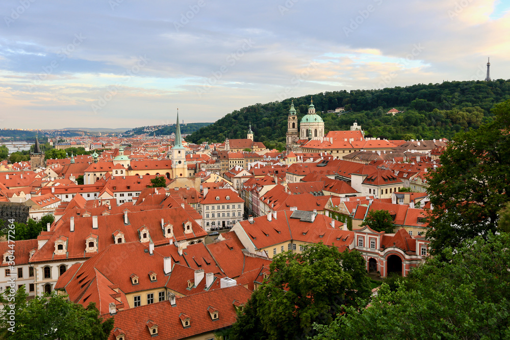 Obraz premium View of Prague from the Castle Ramparts