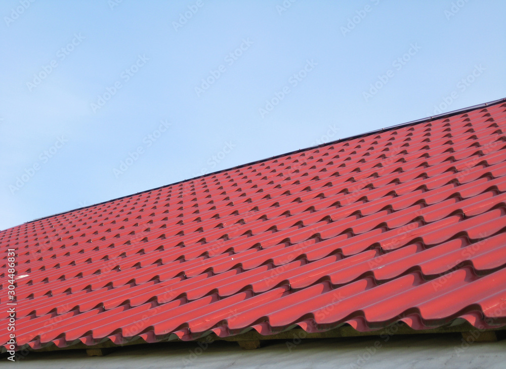 Red roof Red roof