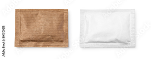 Photos Small sugar packets isolated