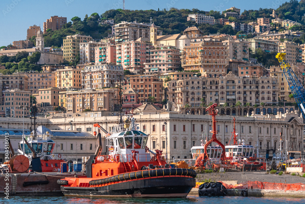 Genova Port 18