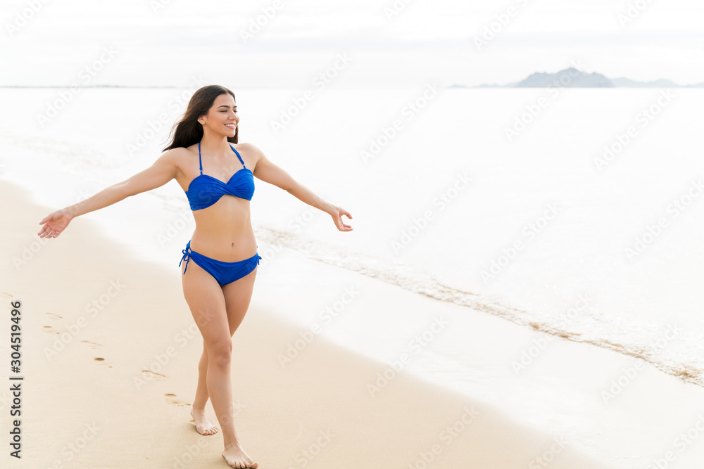 Woman Feels It Better On The Beach Woman Feels It Better On The Beach