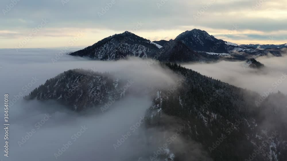 Nebelmeer in den Alpen Nebelmeer in den Alpen