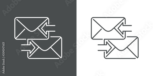 Icono plano lineal correspondencia y flechas en fondo gris y fondo blanco