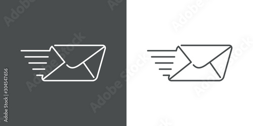 Icono plano lineal símbolo mandar mensaje con sobre con velocidad en fondo gris y fondo blanco photo