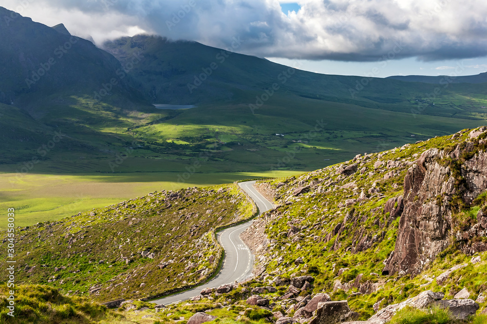 Fototapeta premium Scenic drive in the Mountains of Kerry, Ireland