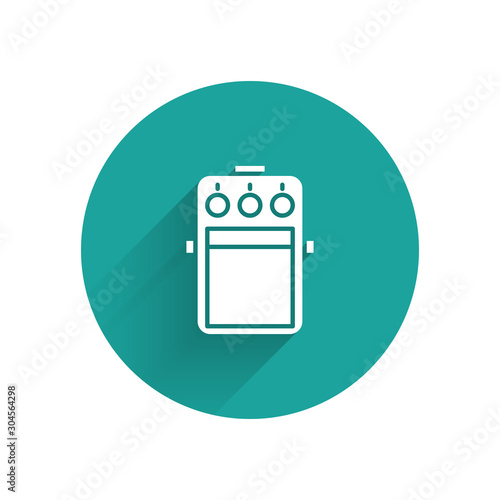 White Guitar pedal icon isolated with long shadow. Musical equipment. Green circle button. Vector Illustration