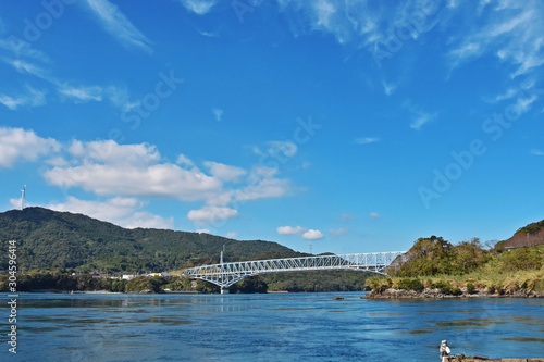 黒の瀬戸大橋、鹿児島県長島町