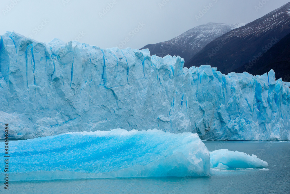 Desert Glaciers and El Calafate Desert Glaciers and El Calafate