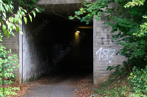 Fototapeta Naklejka Na Ścianę i Meble -  Licht im Tunnel