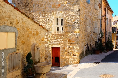 Fototapeta Naklejka Na Ścianę i Meble -  Valbonne Sophia Antipolis, France