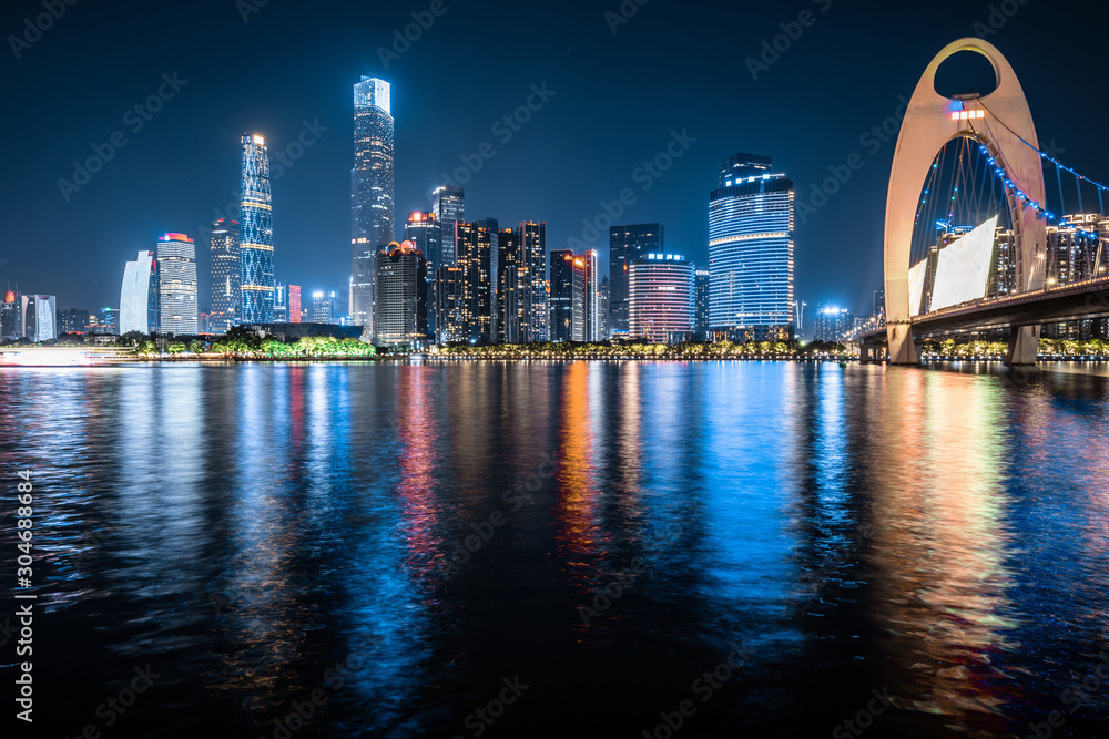 Naklejka premium Guangzhou city night landscape in China