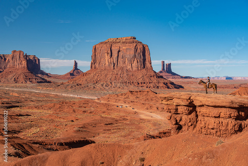 monument valley © didierbabarit