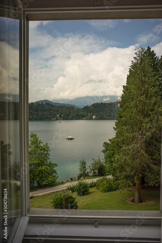Incredible window view of the lake