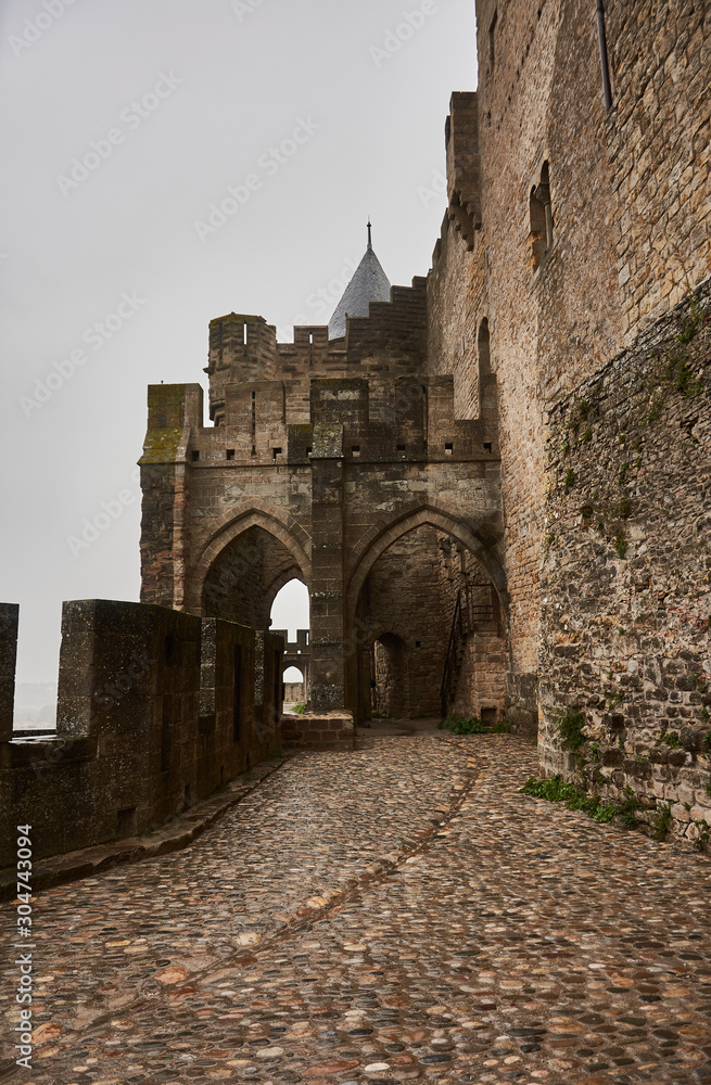 Obraz premium Porte de l'Aude of the Citadel of Carcassonne. France