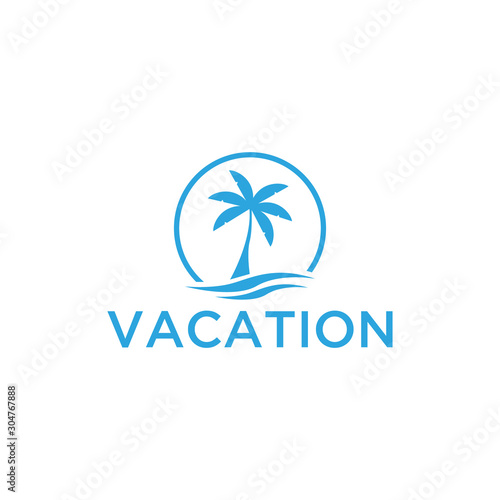 Vacation logo design template. Green palm inn seaside. The concept for travel agency, tropical resort, beach hotel, spa. Summer vacation symbol.
