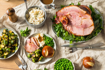 Homemade Glazed Holiday Ham Roast