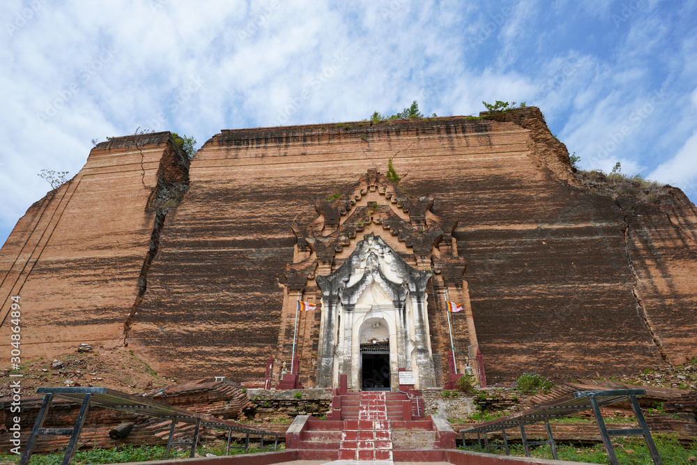 Mingun Pahtodawgyi stupa