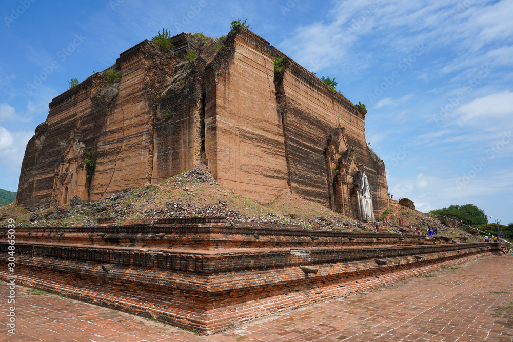Mingun Pahtodawgyi stupa