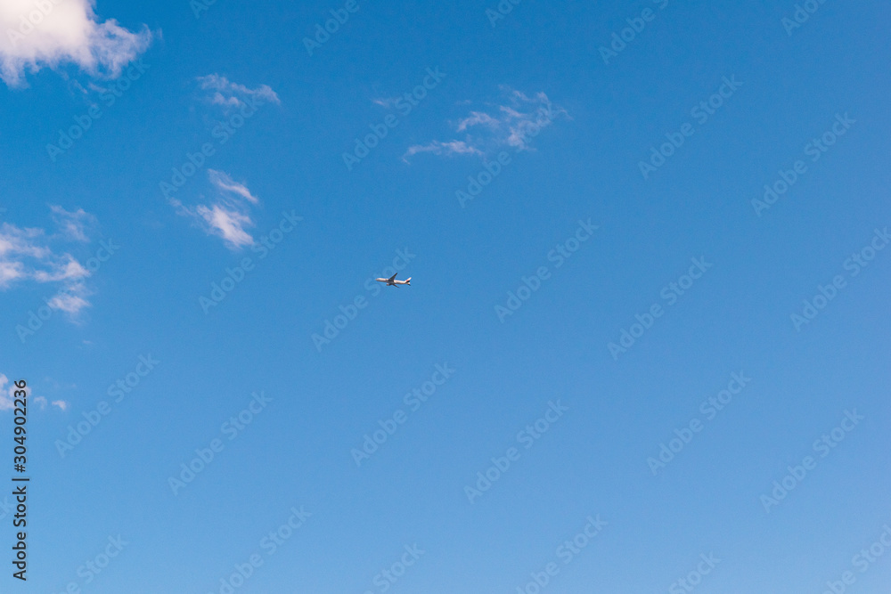 青空と飛行機