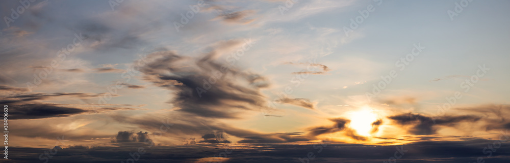 Obraz premium Beautiful Panoramic View of Cloudscape during a colorful summer sunset. Taken on the West Coast of British Columbia, Canada.