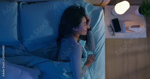 Fotografia asian woman sleep well