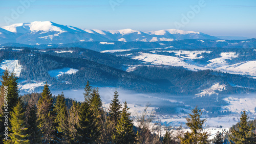 Beautiful mesmerizing panorama of a ski slope © YouraPechkin