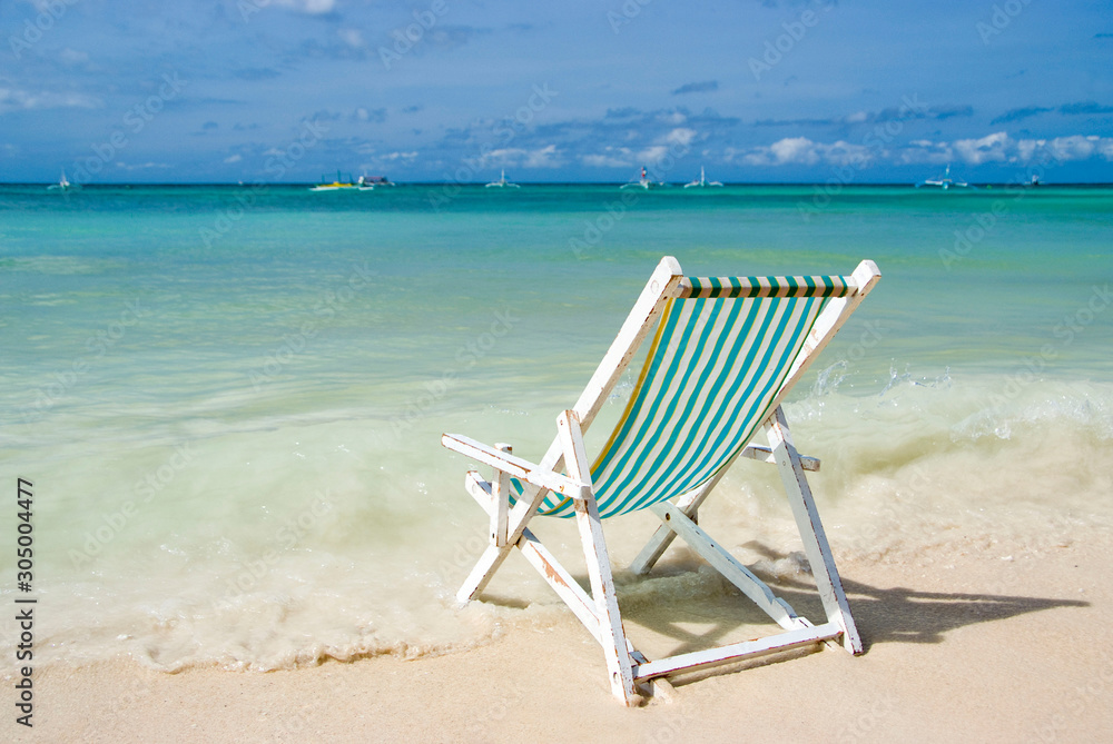 Liegestuhl am Sandstrand