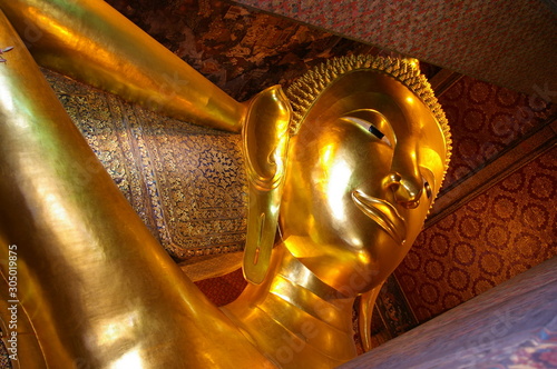 Buddha statue