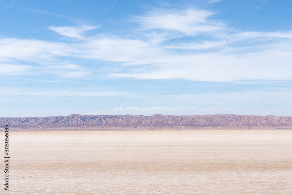 Chott el-Jérid, désert de sel en Tunisie Stock Photo | Adobe Stock