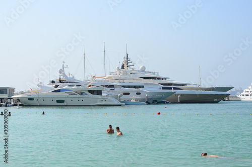 luxury boat, Дубайские яхты
