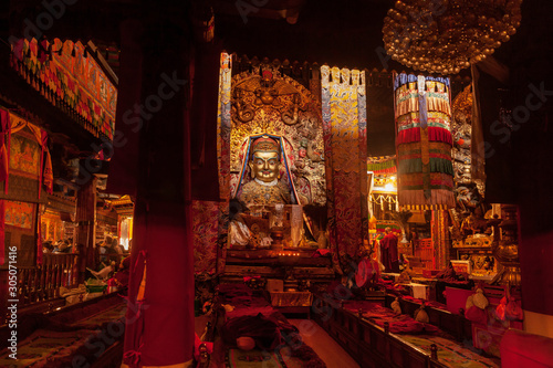 Obraz na plátně Interior of famous Buddhist Temple Jokhang in Lhasa, Tibet