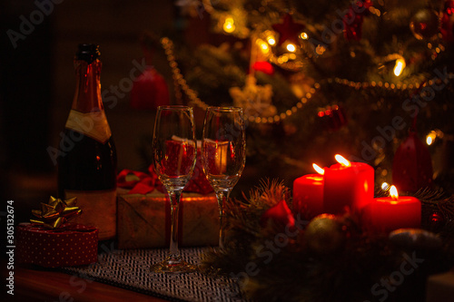 wine, glass, christmas, candle, table, champagne, red, celebration, drink, alcohol, fire, holiday, dinner, romantic, party, light, restaurant, candles, xmas, decoration, night, new, wineglass, romance
