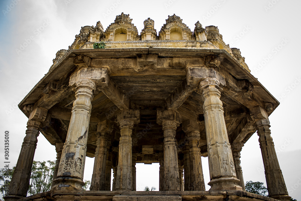 Fototapeta premium Portrait of a Ancient Temple