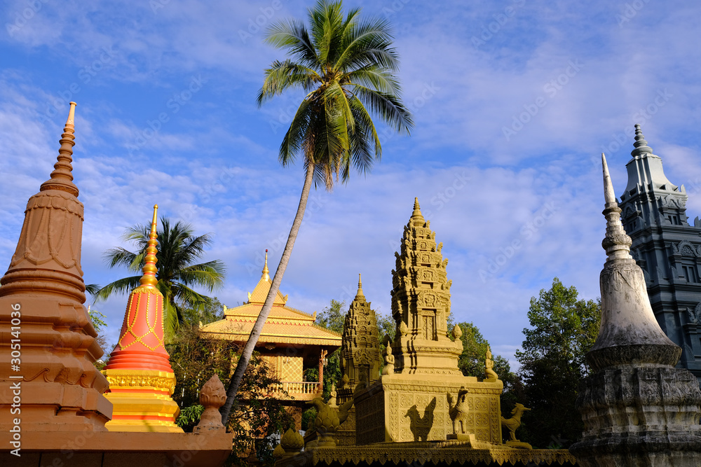 Fototapeta premium Religious places - Buddhism Cambodia Siem Reap Wat Damnak
