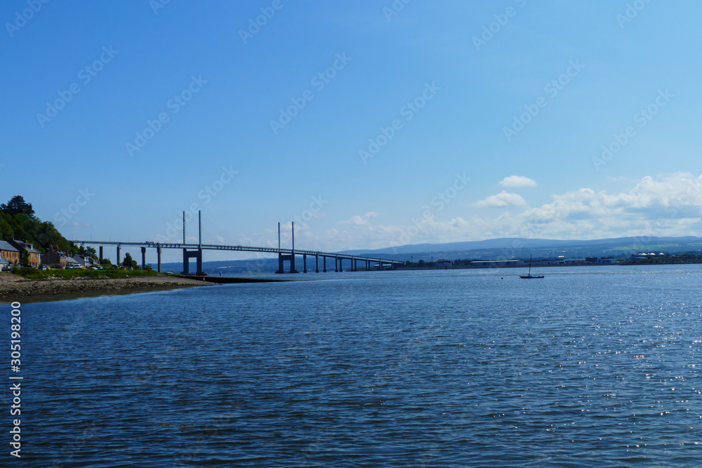 Kessock Brücke bei North Kessock über die Beauly Firth Bucht in Schottland