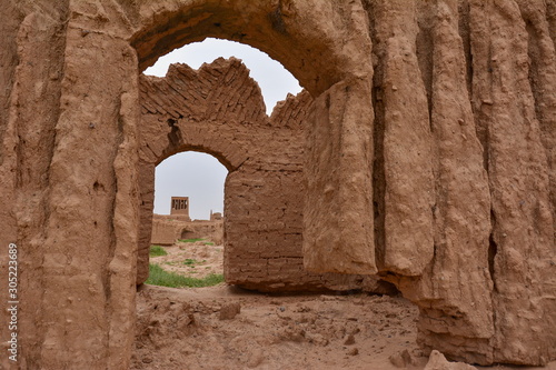 The crumbling, perished desert village Omrani (8), Iran, April 2019