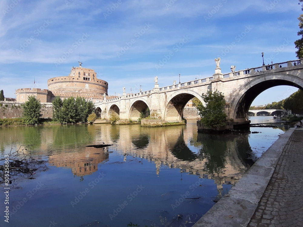 Roma - Ponte Sant'Angelo dalla riva