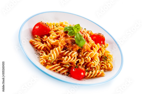 Pasta fusilli with pesto and vegetables