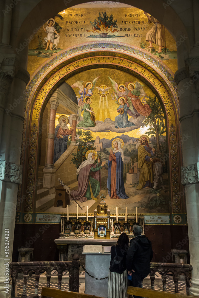 Obraz premium Lourdes, France, June 24 2019: Interior of the Rosary Basilica in Lourdes, France.